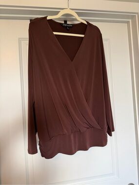Montgomery Post Brown Surplice V-Neck Top 2X NWOT
